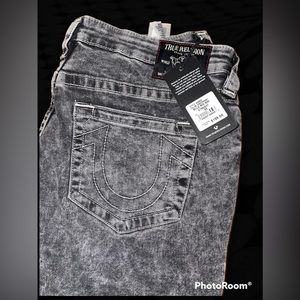 **BRAND NEW** TRUE RELIGION BLACK STONEWASH BILLIE MID RISE STRAIGHT LEG JEAN